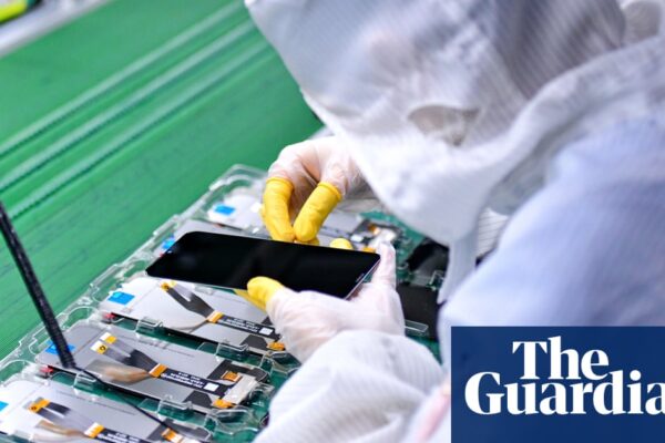 Trump administration to exempt smartphones and computers from tariffs | Trump tariffs