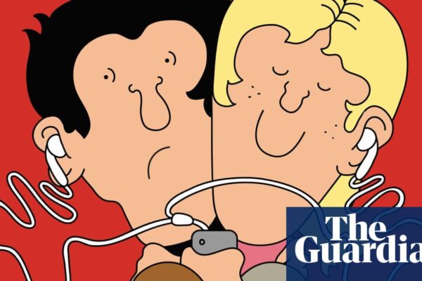 You be the judge: should my girlfriend stop using my earphones? | Life and style
