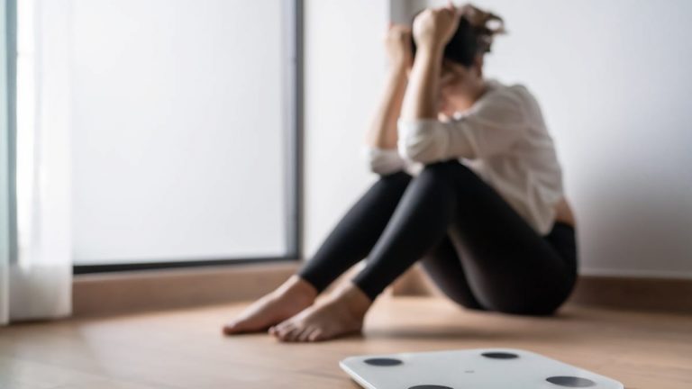 What is bulimia? What eating disorder experts need you to know.