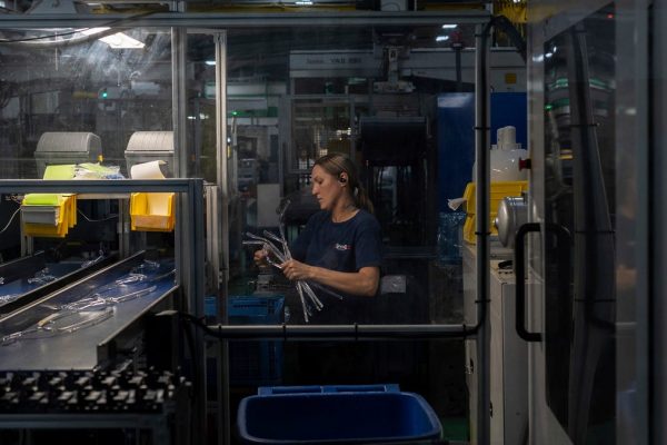 Small Michigan auto suppliers try to survive tariffs, avoid job cuts