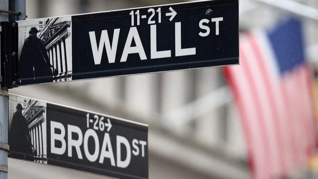 Stocks close mixed as trade war damage mounts, no U.S.-China progress