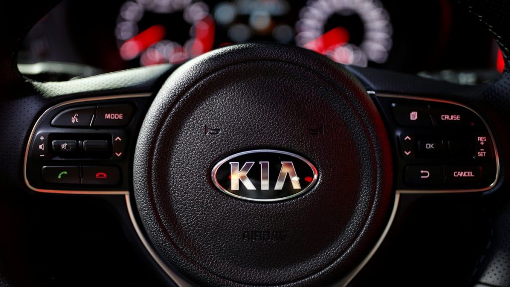 Over 80,000 K5 cars recalled over light issue