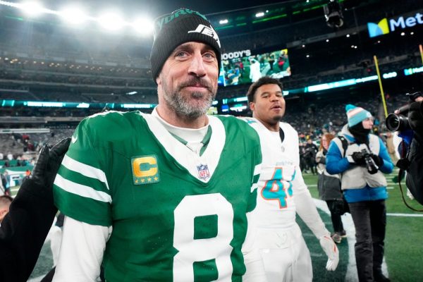 Aaron Rodgers to sign with Steelers