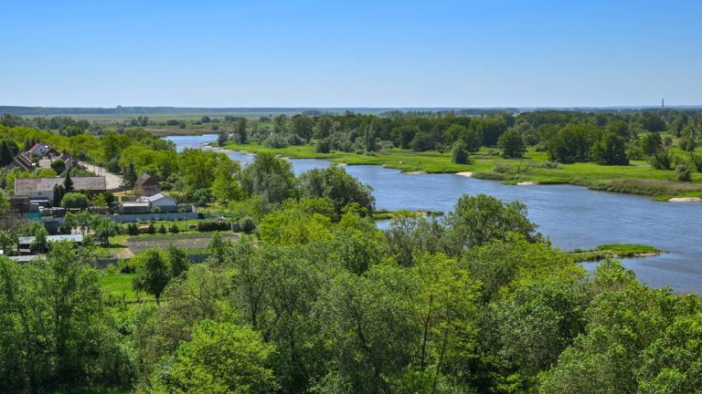 German town offers free accommodations to potential new residents