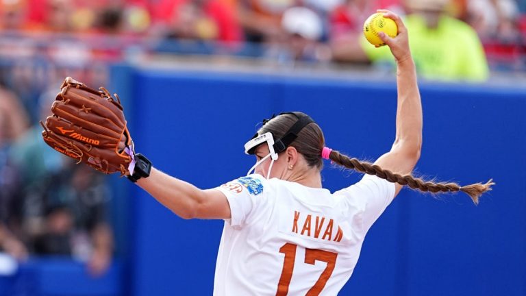 Updates, highlights from Longhorns’ win