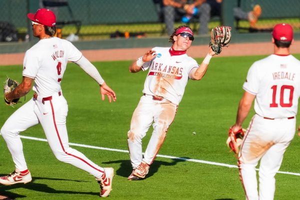 College baseball scores, start times, TV channels for Sunday