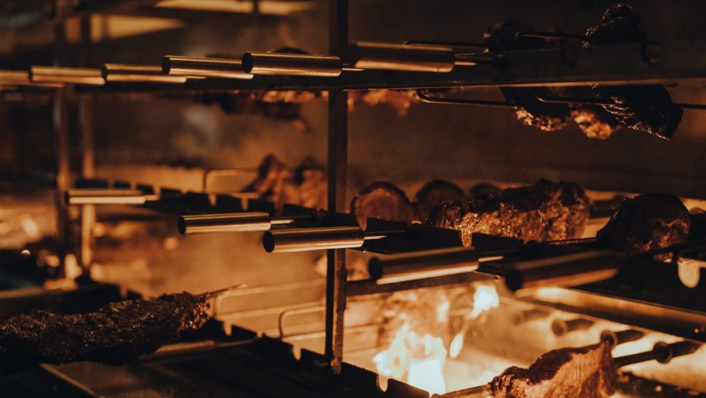 Father’s Day 2025 food deals at Hooters, Wendy’s, Shake Shack, more