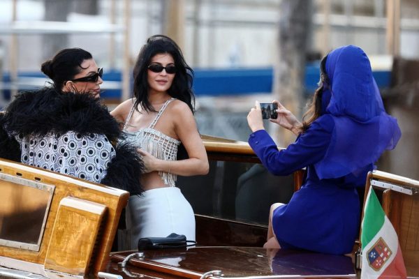 Celebrities emerge day after Jeff Bezos, Lauren Sanchez wedding