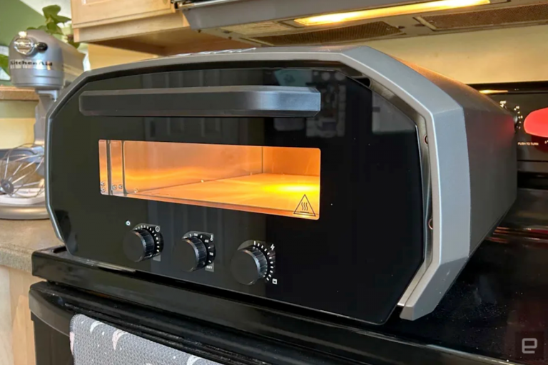 The Ooni Volt 12 pizza oven is 30 percent off right now